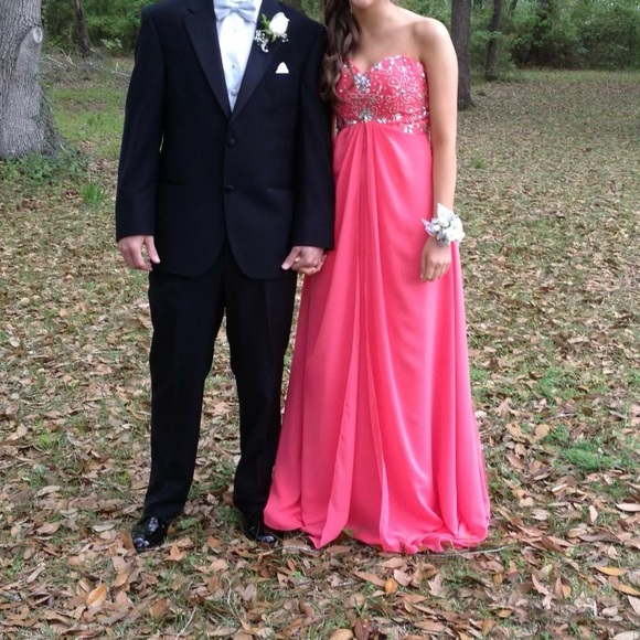 Dresses Coralpink Prom Dress Model Is 12 Pounds And 55 Poshmark